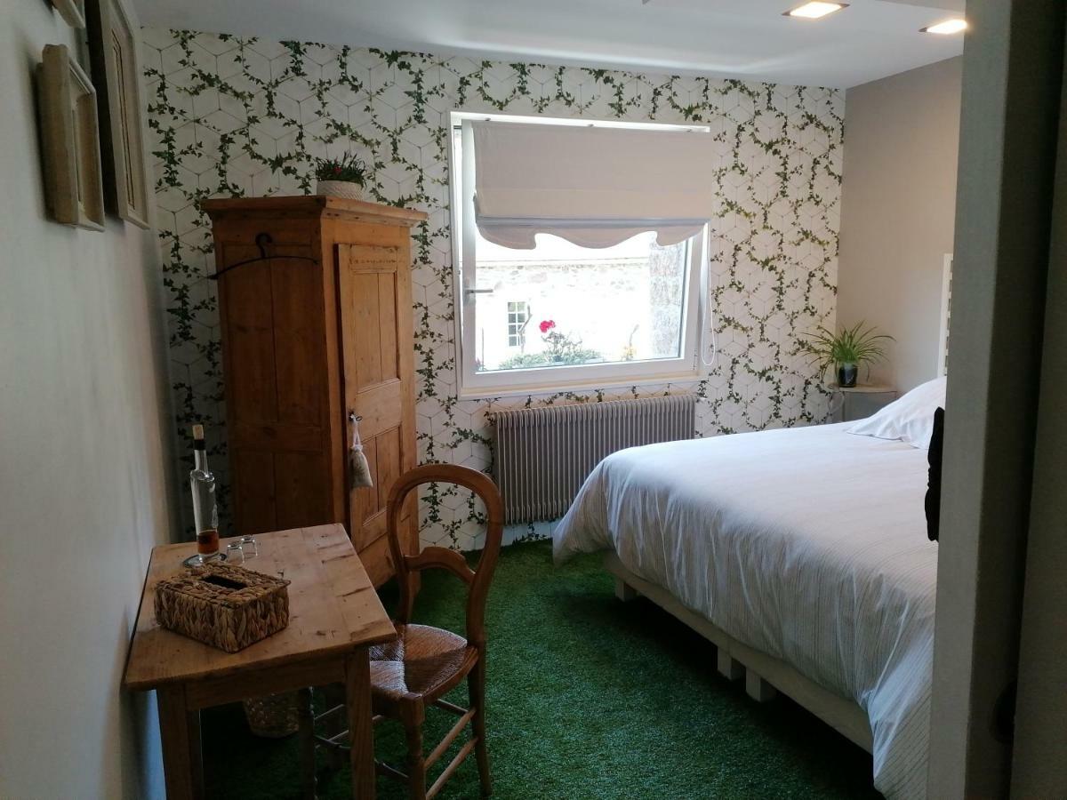 Logement En Campagne Urville-Nacqueville Kültér fotó